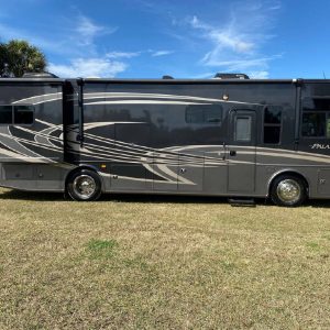 2013 Thor Motor Coach Class A RV Palazzo 33.1