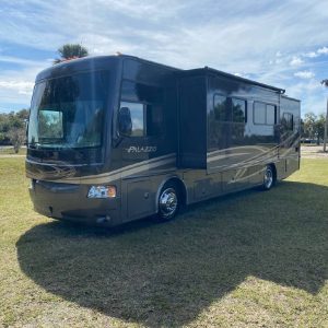 2013 Thor Motor Coach Class A RV Palazzo 33.1