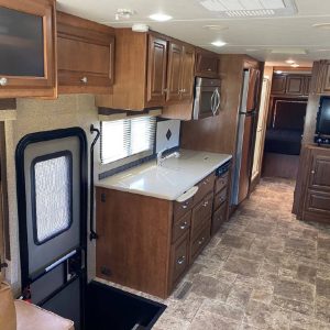 2013 Thor Motor Coach Class A RV Palazzo 33.1