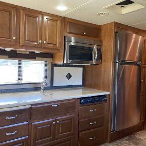 2013 Thor Motor Coach Class A RV Palazzo 33.1