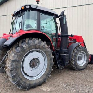 2015 Massey Ferguson 7715