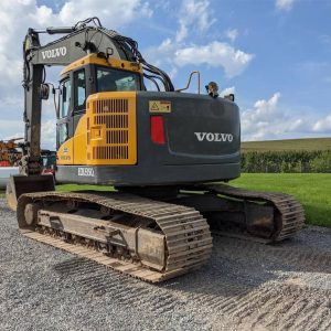 2011 VOLVO Excavators ECR235CL