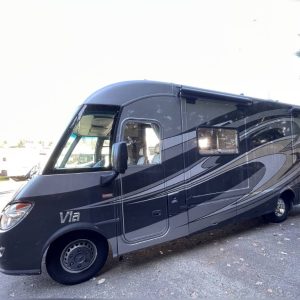 2013 Winnebago VIA 25Q