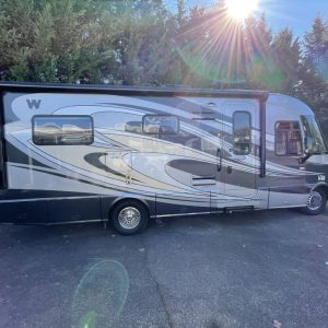 2013 Winnebago VIA 25Q