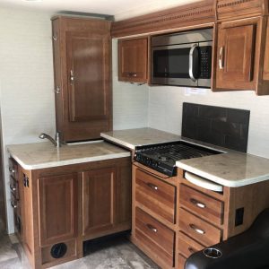 2018 Jayco Class A RV PRECEPT 31UL