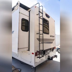 2018 Winnebago Class A RV INTENT 30R