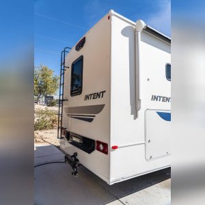 2018 Winnebago Class A RV INTENT 30R