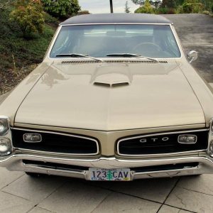 1966 Pontiac GTO Royal Bobcat Hardtop. 389