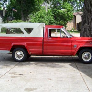 1967 Jeep Gladiator Townside 6 1/2′ Box With Witco Topper