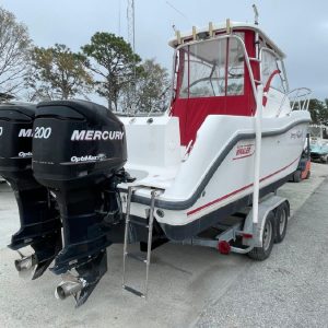 2002 Boston Whaler 255 Conquest