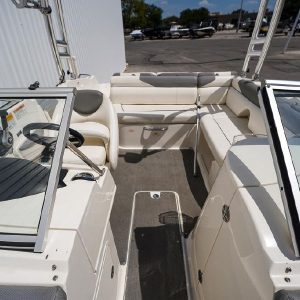 2014 Bayliner 215 Deck Boat