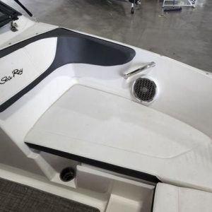 2017 Sea Ray 210SPX