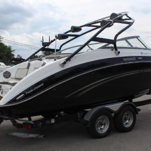 2013 Yamaha Boats 242 Limited S