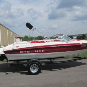 2012 Bayliner 195 Bowrider