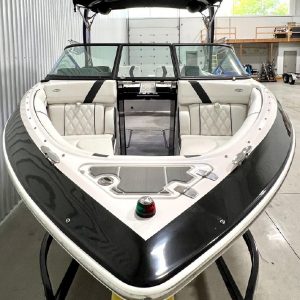 2020 Regal 2300 RX Surf