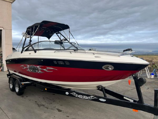 2004 Malibu Wakesetter 25 Ski Wakeboard Boat