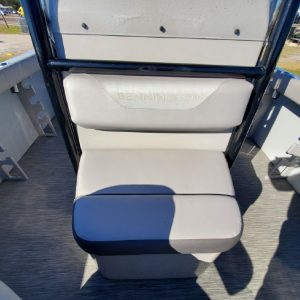 2020 Bennington S22 Center Console Tritoon