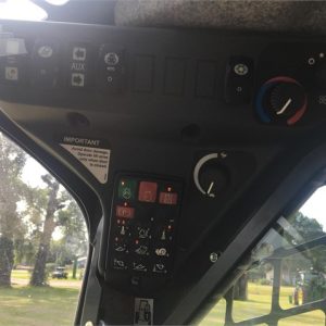 2015 Deere 328E Skid Steer