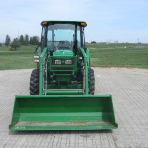 2013 John Deere 5055E