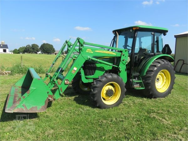 2009 John Deere 5093E Tractor