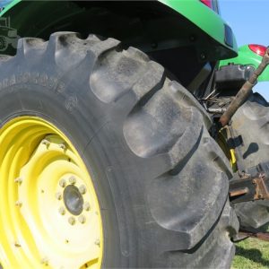 2009 John Deere 5093E Tractor