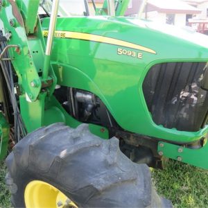 2009 John Deere 5093E Tractor