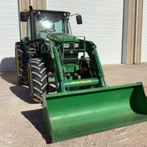 2016 John Deere 6120E MFWD