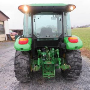 2015 John Deere 5065E