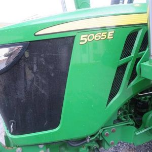 2015 John Deere 5065E