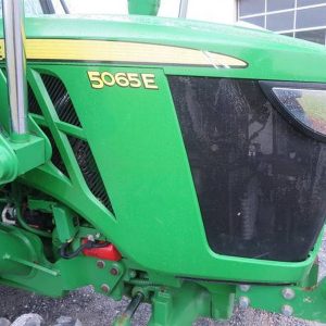 2015 John Deere 5065E