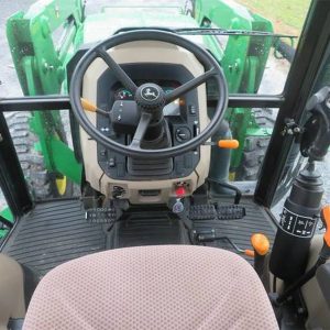 2015 John Deere 5065E