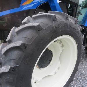 2015 New Holland T4.75