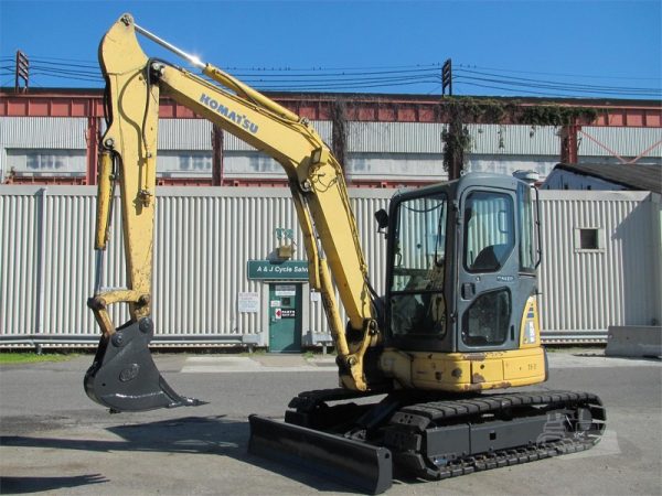 2006 KOMATSU PC50MR-2