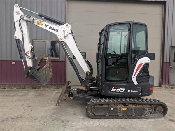 2019 BOBCAT E35I