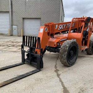 2013 JLG 8042