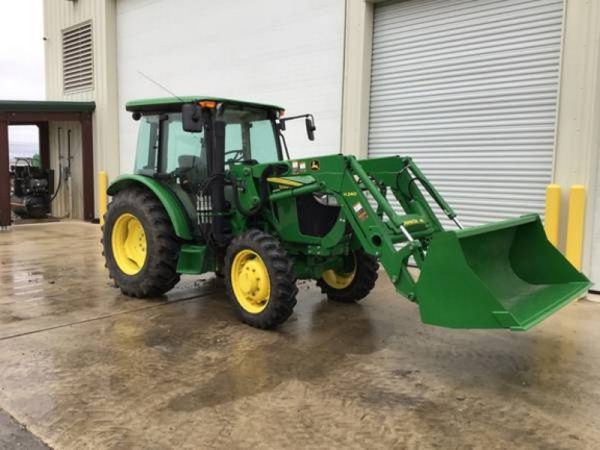 2016 John Deere 5065E