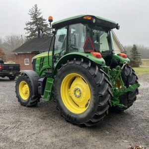 2016 John Deere 6120E