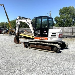 2005 BOBCAT 442