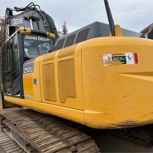 2013 DEERE 250G LC Excavators