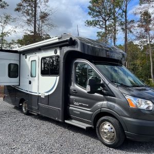 2019 Winnebago Class C RV Fuse 23T