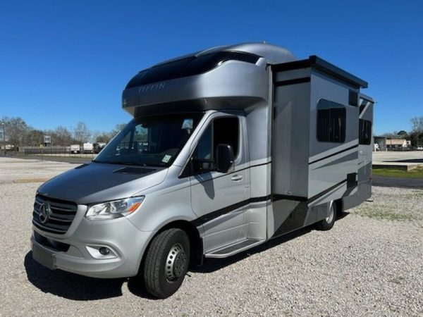 2020 Tiffin Motorhomes Class C RV Wayfarer 24TW