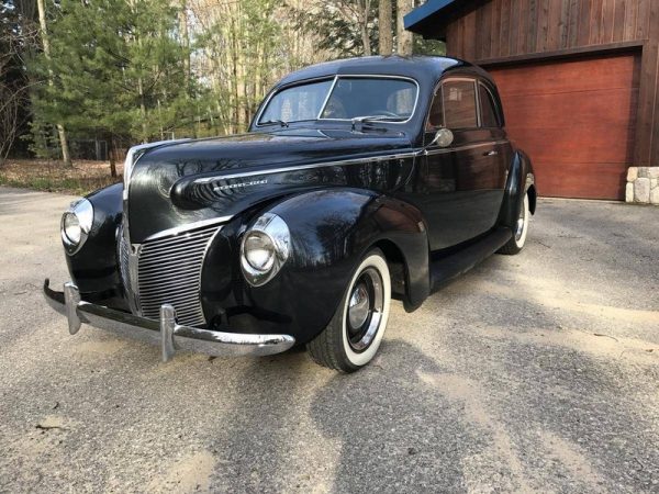 1940 Mercury Deluxe