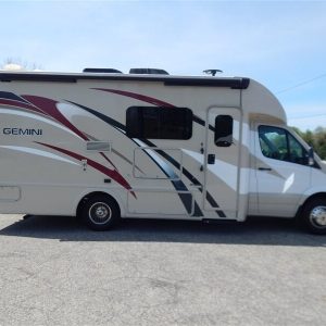 2019 Thor Class C RV Gemini 24TF