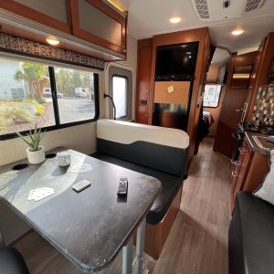 2019 Winnebago Class C RV Fuse 23T