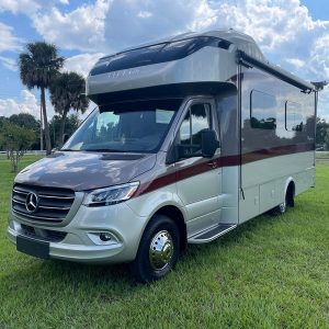 2020 Tiffin Motorhomes Class C RV WAYFARER 25RW