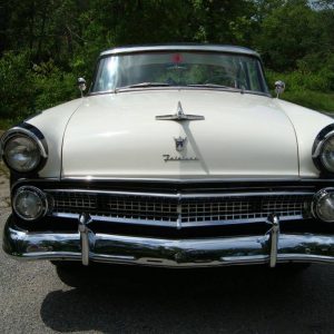 1955 Ford Crown Victoria Skyliner