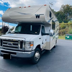 2021 Winnebago Class C RV MINNIE WINNIE 25B