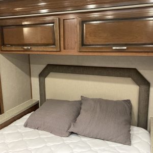 2017 Holiday Rambler Class C RV Vesta 31U