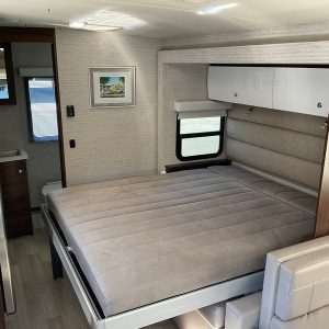 2021 Winnebago Class C RV NAVION 24D