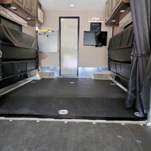 2018 Thor Motor Coach Class C RV OUTLAW 29H